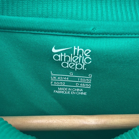 Awesome Nike Zip Up Sweater/Jacket - Size Large - Picture 4 of 5